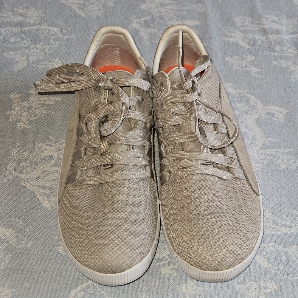 Sorel Tennis shoes sneakers 9.5